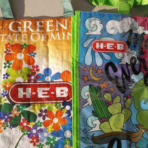 🌎 H-E-B Earth Day Reusable Shopping Bags (Set of 3) – Unused, Eco-Friendly